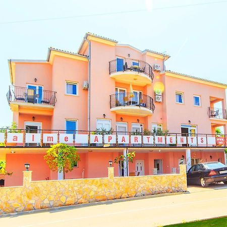 Apartments 4 Palme Funtana Szoba fotó